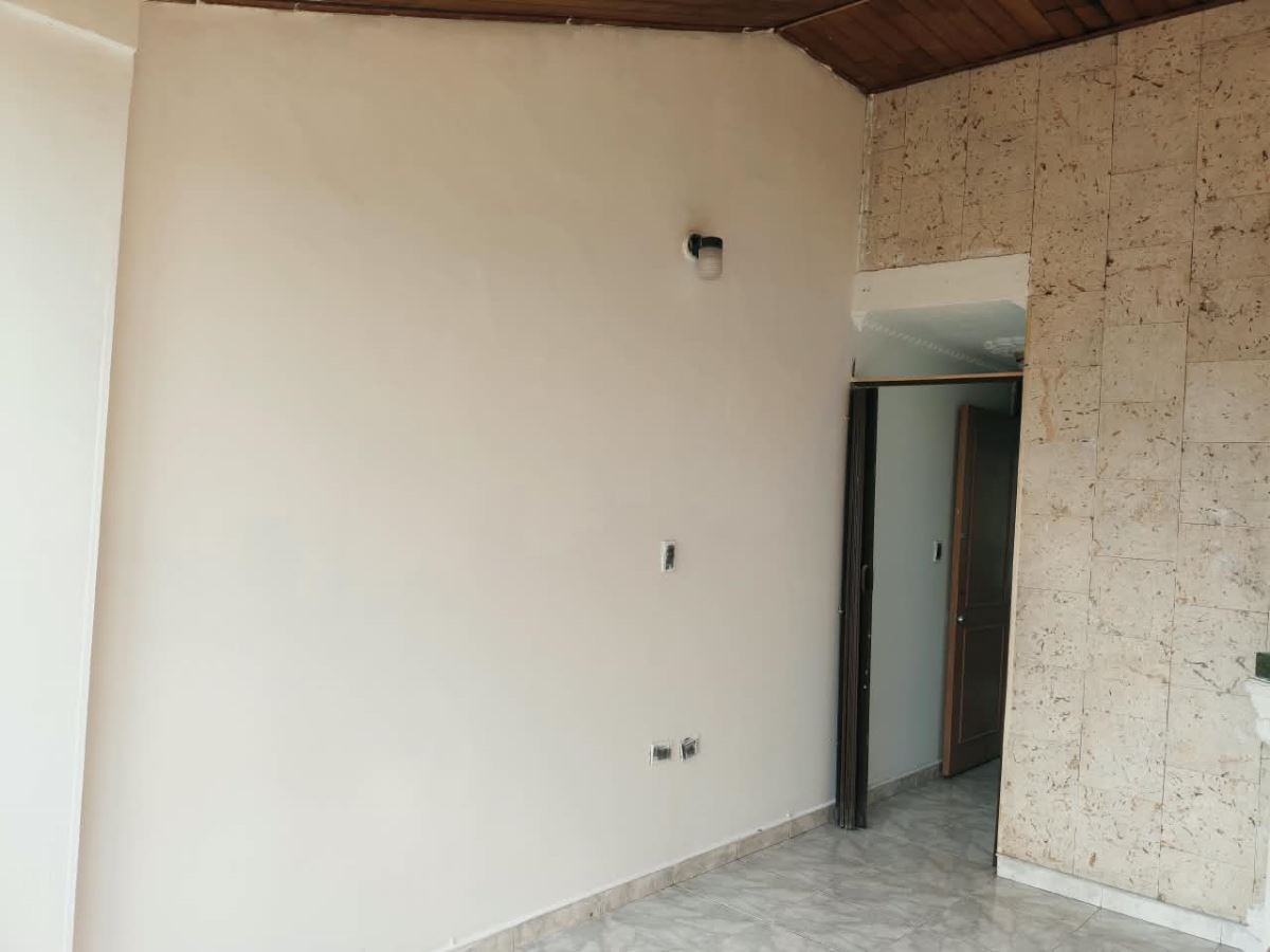 Casa en venta en Engativá, Bogotá · foto 12 de 19