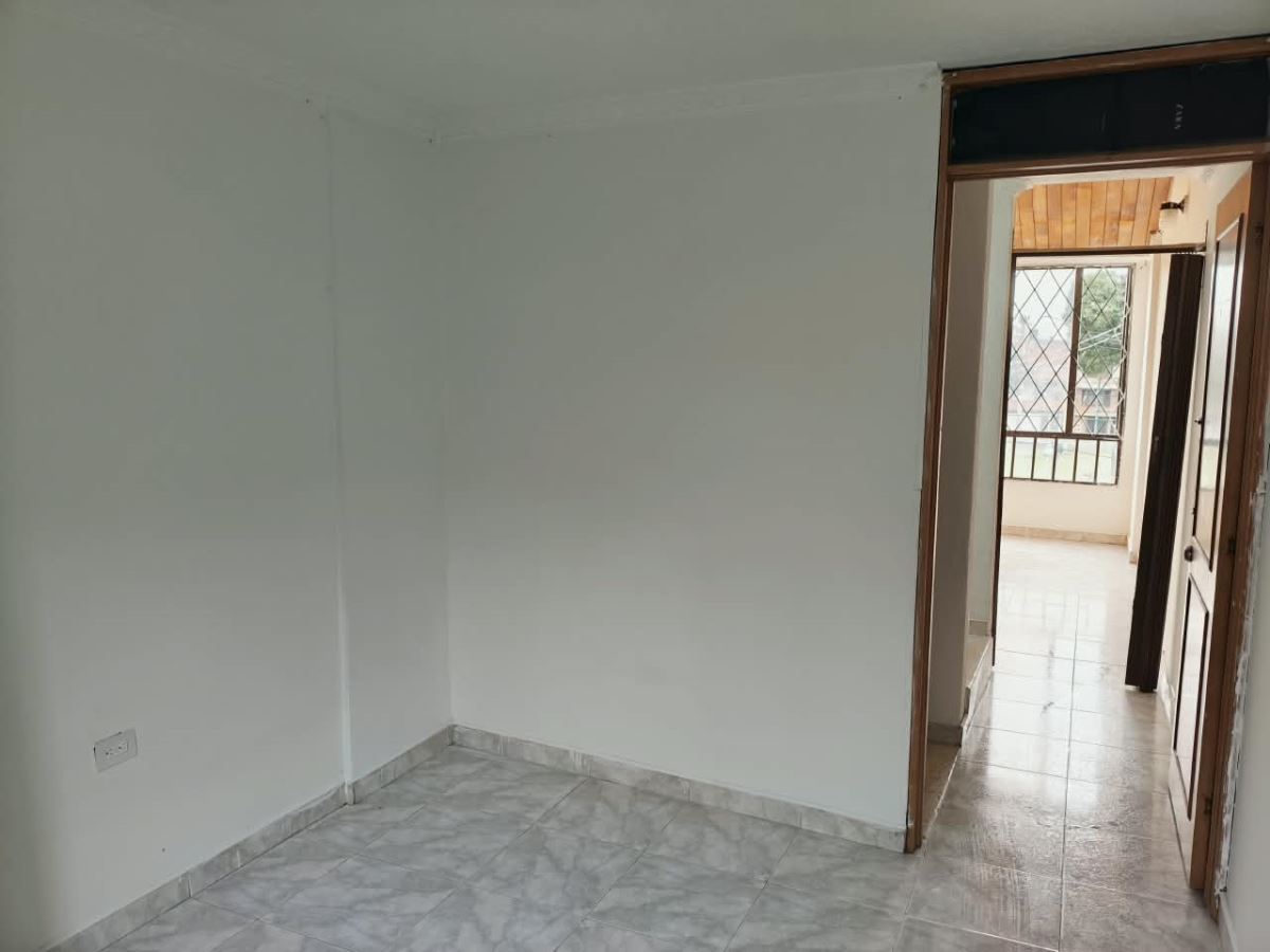 Casa en venta en Engativá, Bogotá · foto 13 de 19
