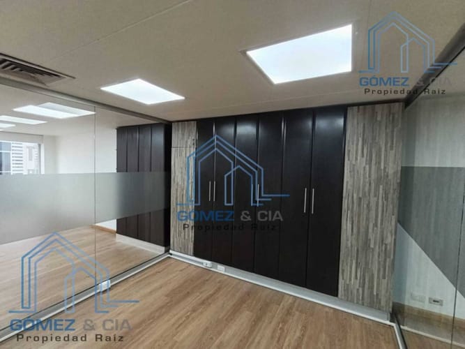 Oficina en arriendo en El Diamante No. 2, Medellín, 65 m² · foto 8 de 10