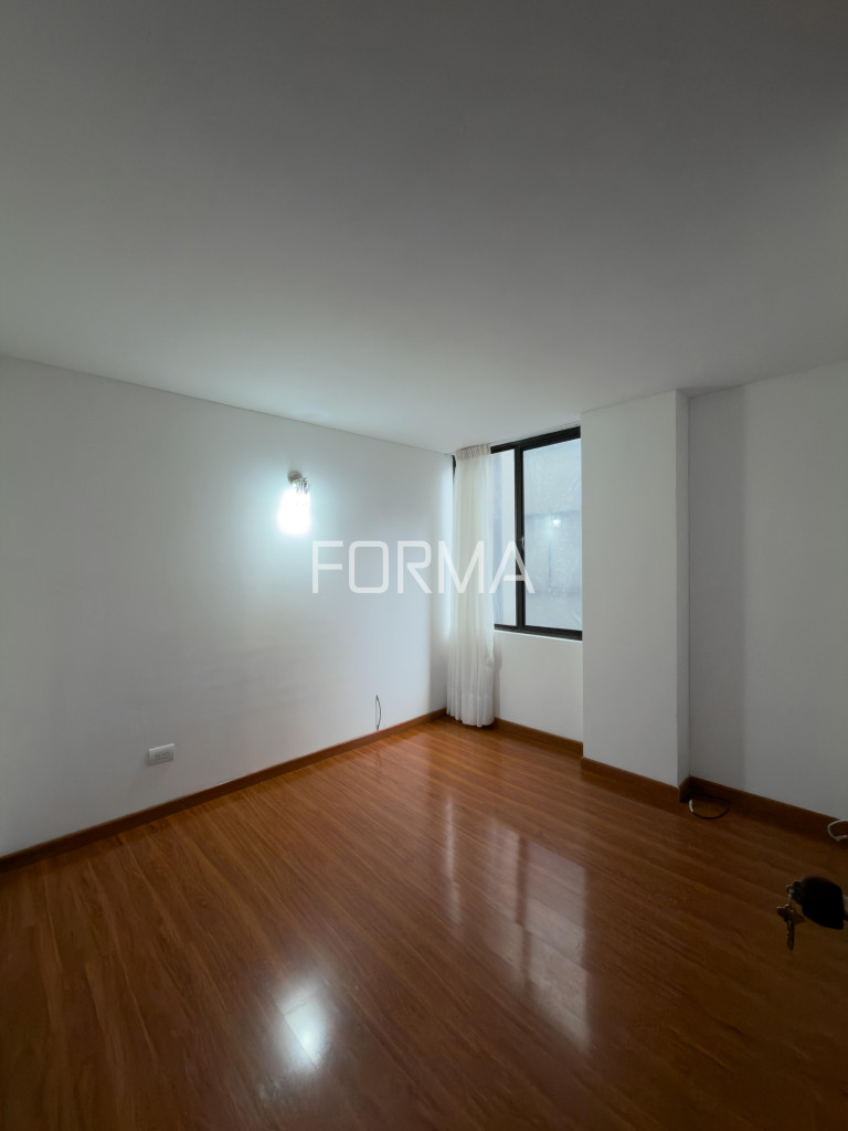 Apartamento en venta en Santa Barbara Alta, Bogotá · foto 3 de 20
