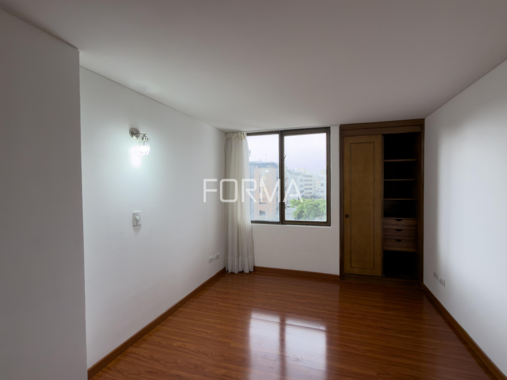 Apartamento en venta en Santa Barbara Alta, Bogotá · foto 8 de 20