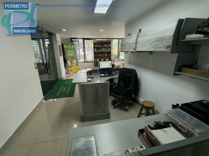 Oficina en arriendo en Milla De Oro, Medellín, 250 m² · foto 2 de 18