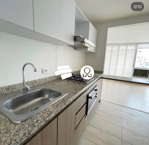 Apartamento de 3 alcobas en venta en La Prosperidad, Madrid, 70 m² · foto 2 de 16