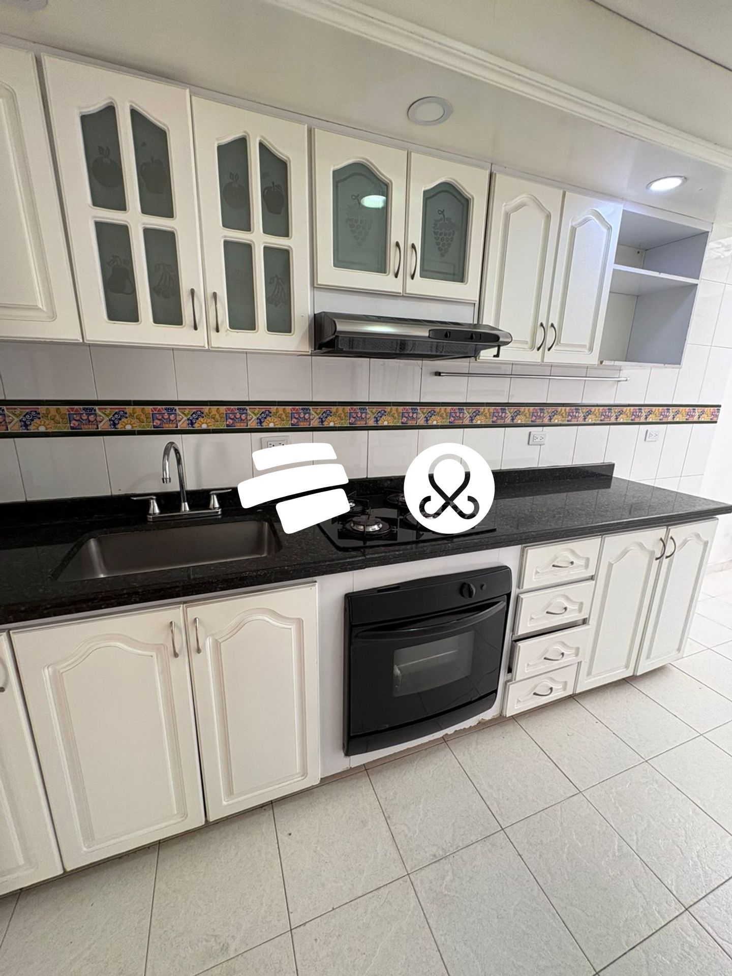 Casa en venta en Fontibon, Bogotá · foto 8 de 24