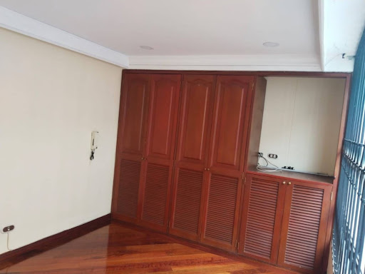 Casa en venta en Gratamira, Bogotá · foto 5 de 18