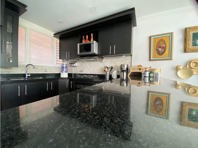 Apartamento en venta en Santa Barbara, Bogotá · foto 10 de 24