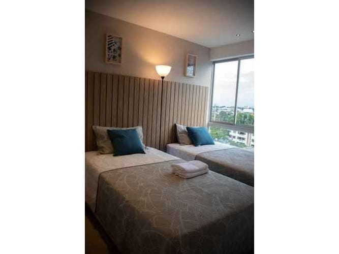 Apartamento de 2 alcobas en venta en Los Cambulos, Cali, 74 m² · foto 6 de 8