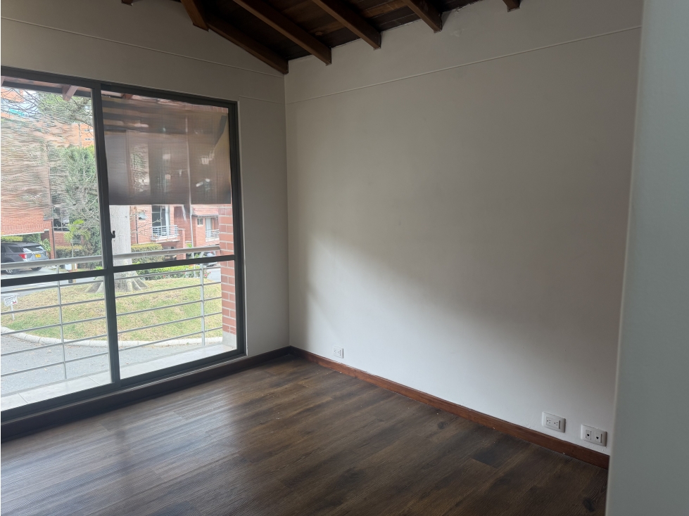 Casa en arriendo en Medellín · foto 10 de 20