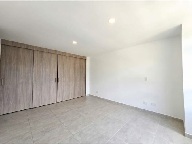 Apartamento en venta en El Porvenir, Medellín · foto 8 de 14