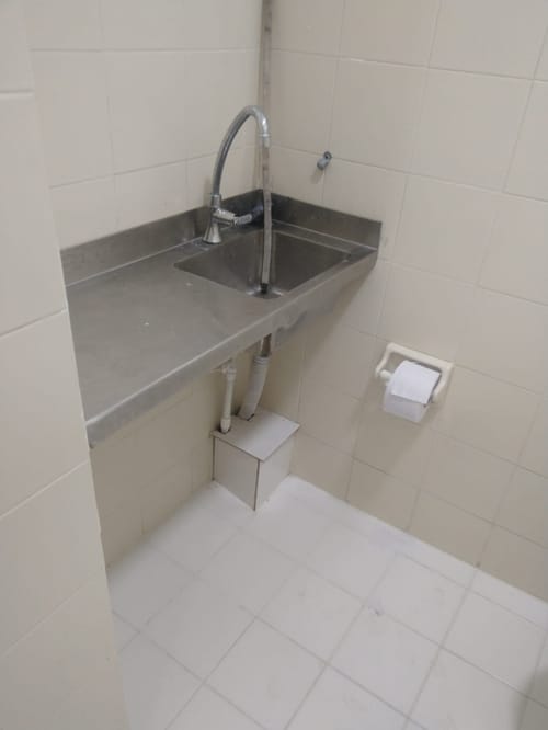 Oficina en arriendo en U.D. Atanasio Girardot, Medellín, 36 m² · foto 6 de 8