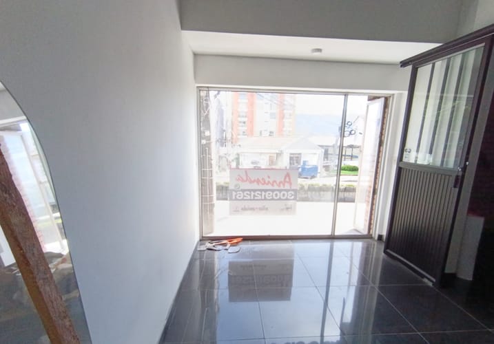 Local en arriendo en Avenida Santander, Manizales, 12 m² · foto 7 de 8