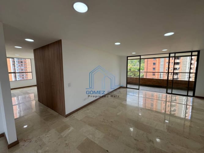Apartamento de 3 alcobas en venta en El Tesoro, Medellín, 160 m² · foto 6 de 24