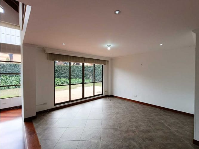 Casa de 3 alcobas en venta en La Leonor Sector Fagua, Chía, 298 m² · foto 4 de 24