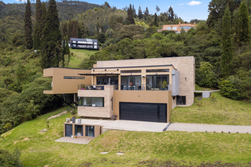 Casa en venta en Chuntame, Cajicá · foto 2 de 20