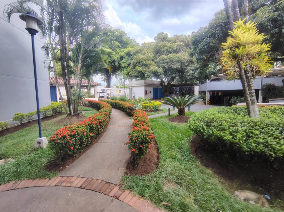 Apartamento en venta en Napoles, Cali · foto 2 de 23
