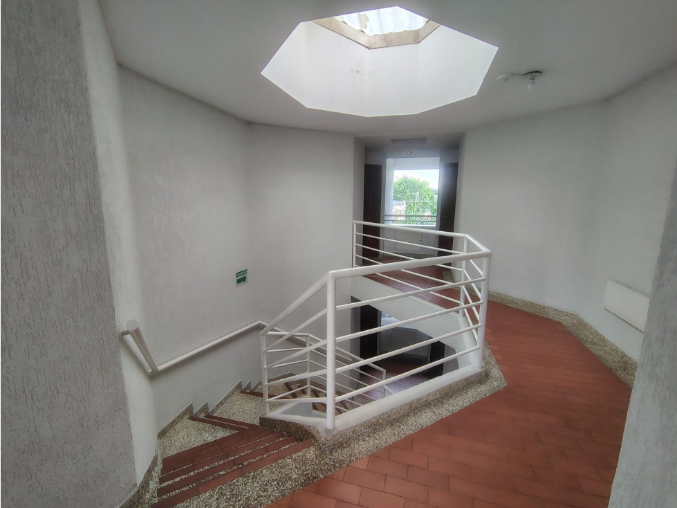 Apartamento en venta en Napoles, Cali · foto 6 de 23