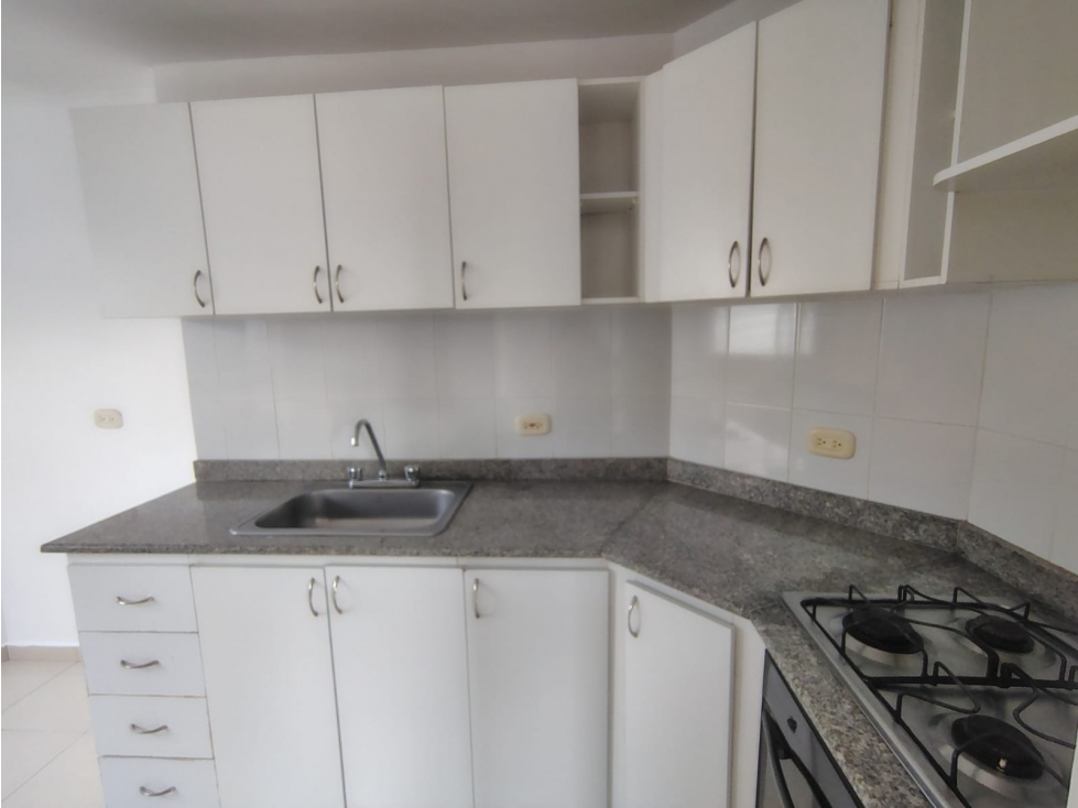Apartamento en venta en Napoles, Cali · foto 8 de 23