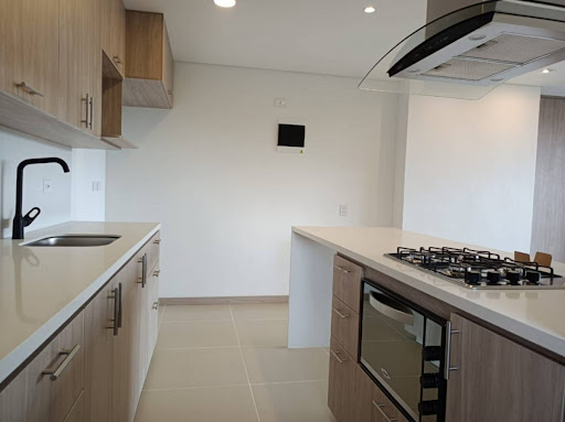 Apartamento en arriendo en Camino Verde, Envigado · foto 4 de 20
