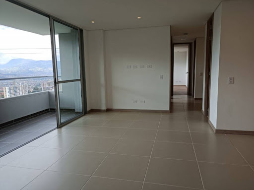 Apartamento en arriendo en Camino Verde, Envigado · foto 7 de 20