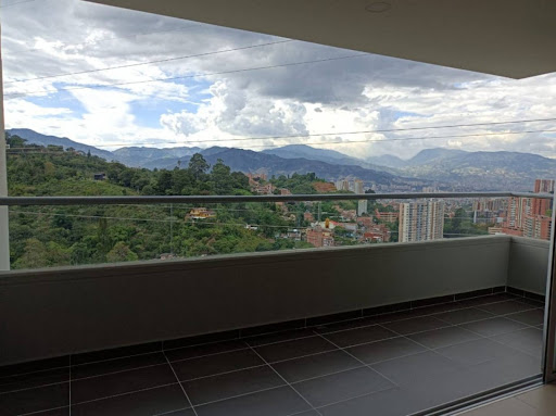 Apartamento en arriendo en Camino Verde, Envigado · foto 18 de 20