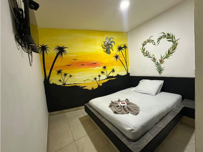 Edificio en venta en La Candelaria, Medellín, 685 m² · foto 8 de 11