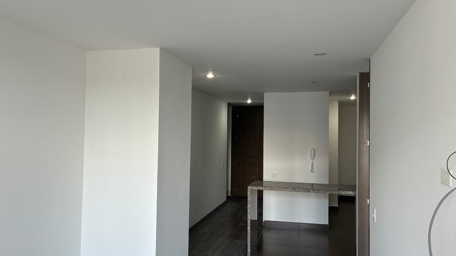 Apartamento de 1 alcoba en arriendo en Niza Norte, Bogotá, 50 m² · foto 4 de 24