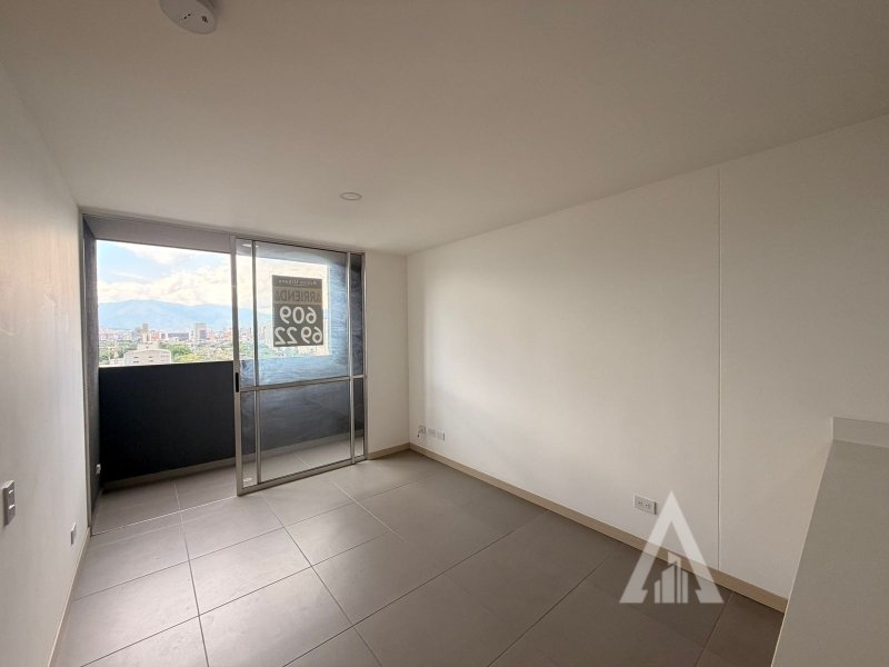 Apartamento en arriendo en El Poblado, Medellín · foto 2 de 9