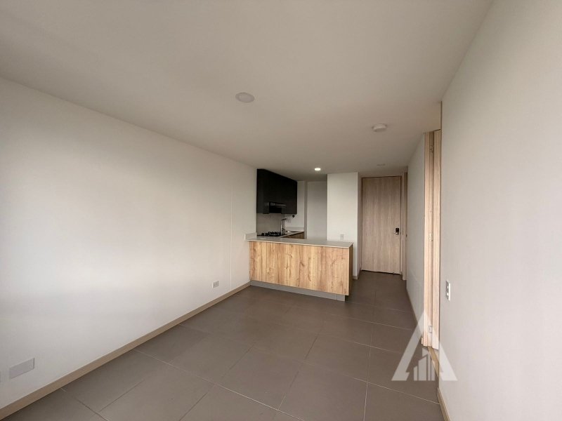 Apartamento en arriendo en El Poblado, Medellín · foto 7 de 9