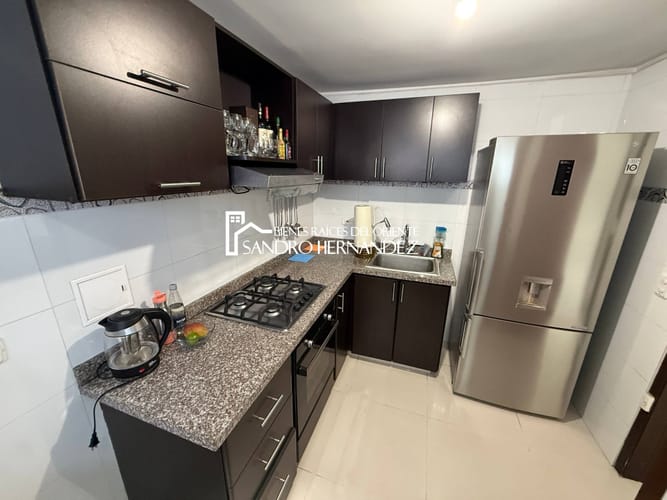 Apartamento de 3 alcobas en venta en Cañaveral, Floridablanca, 92 m² · foto 2 de 13