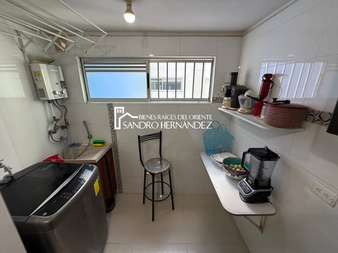Apartamento de 3 alcobas en venta en Cañaveral, Floridablanca, 92 m² · foto 11 de 13