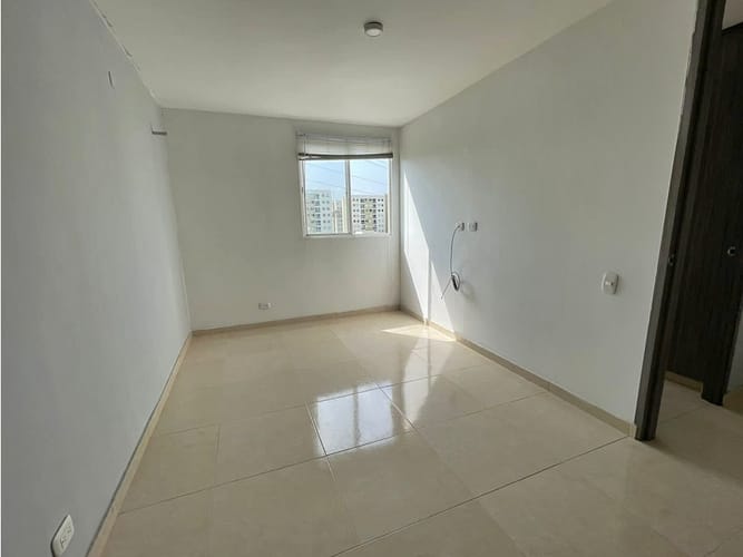 Apartamento de 2 alcobas en venta en Cr. Surcos De Pangola, Jamundí, 60 m² · foto 6 de 16