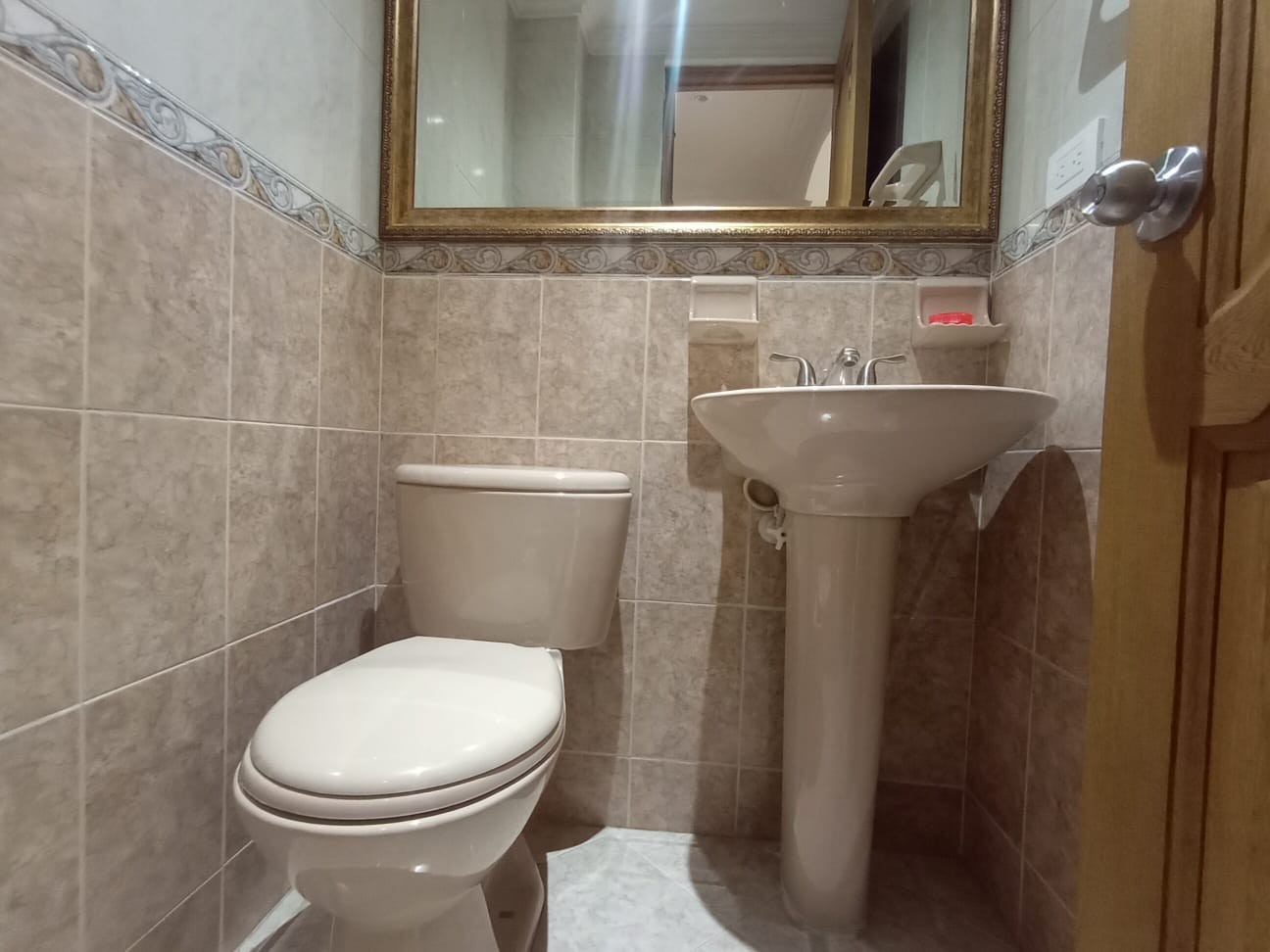 Apartamento en arriendo en Laureles, Medellín · foto 15 de 19