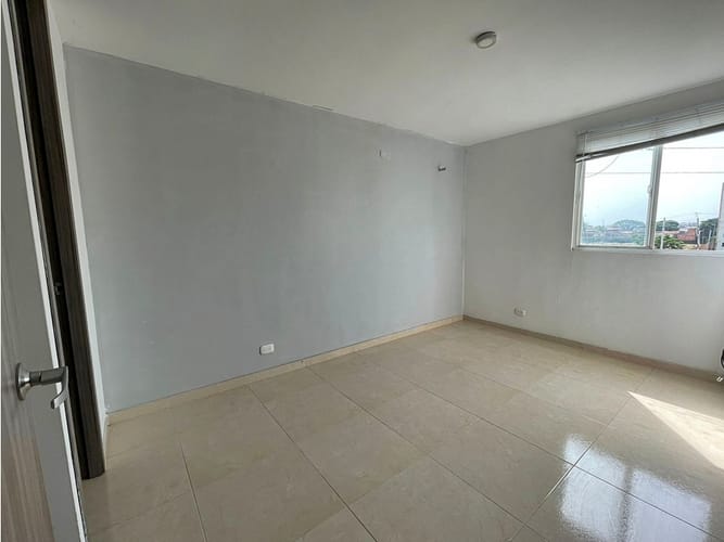 Apartamento de 2 alcobas en venta en Cr. Surcos De Pangola, Jamundí, 60 m² · foto 12 de 16