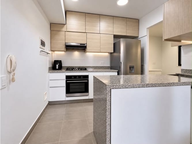 Apartamento de 3 alcobas en venta en Cabañas Del Norte, Bogotá, 79 m² · foto 5 de 14