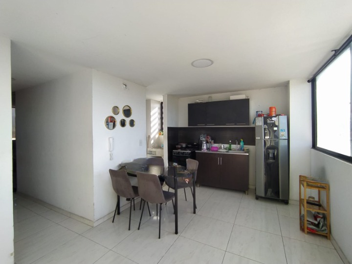 Apartamento en venta en La Riviera, Cúcuta · foto 3 de 10