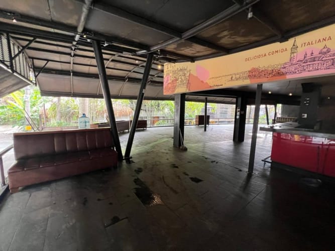 Local en arriendo en El Poblado, Medellín, 276 m² · foto 20 de 22