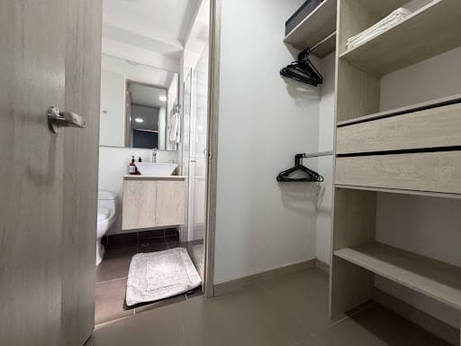 Apartamento en venta en Bosques De Zuñiga, Envigado · foto 5 de 20