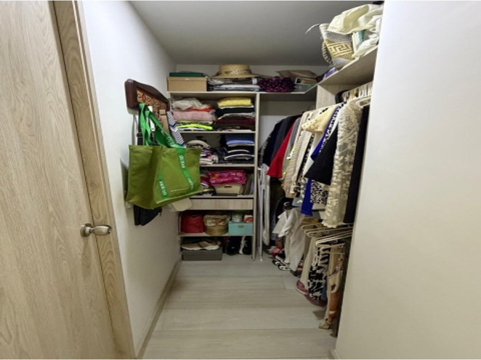 Apartamento en venta en Suramérica, La Estrella · foto 8 de 20