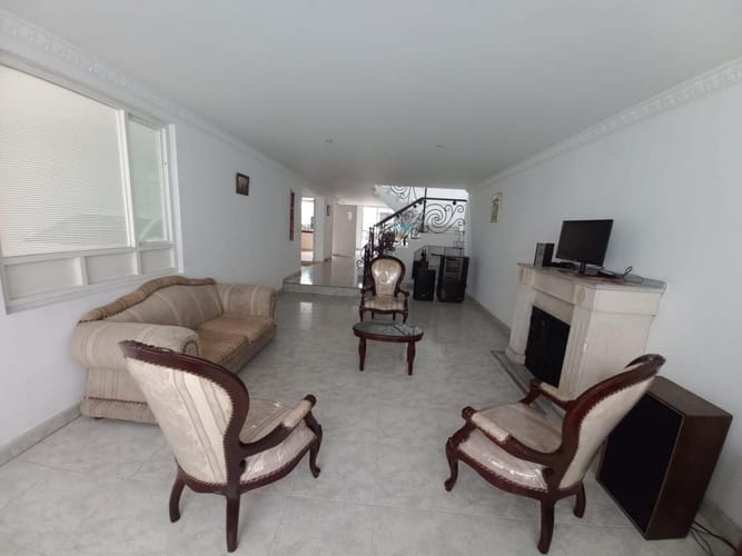 Casa de 5 alcobas en venta en Ilarco, Bogotá, 150 m² · foto 8 de 22
