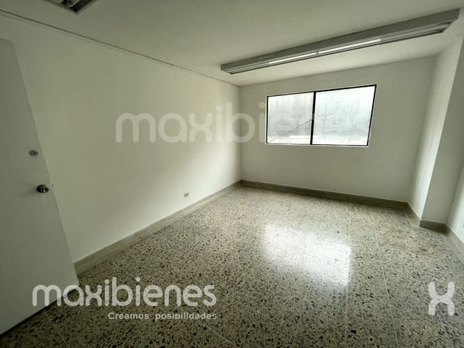 Local en arriendo en Centro, Itagüí, 20 m² · foto 3 de 6