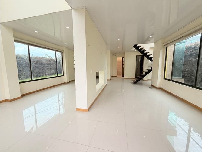 Casa de 3 alcobas en arriendo en La Moya, Cota, 178 m² · foto 5 de 24