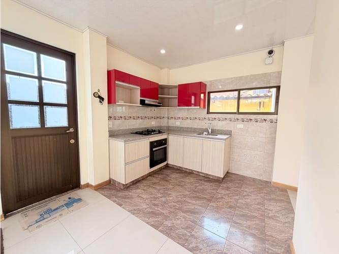 Casa de 3 alcobas en arriendo en La Moya, Cota, 178 m² · foto 9 de 24