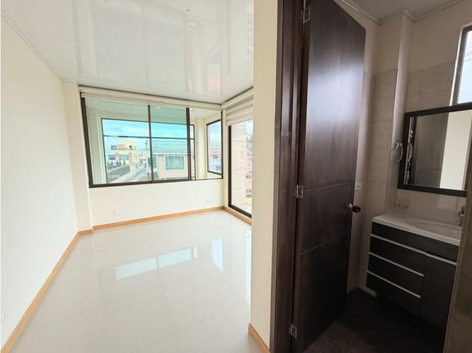 Casa de 3 alcobas en arriendo en La Moya, Cota, 178 m² · foto 15 de 24