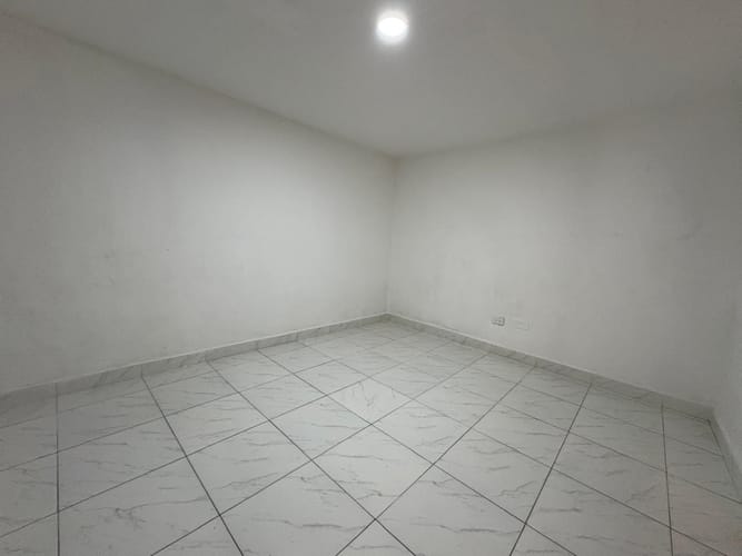 Casa de 5 alcobas en venta en Union De Vivienda Popular, Cali, 177 m² · foto 10 de 19