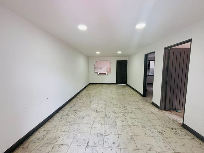 Casa de 5 alcobas en venta en Union De Vivienda Popular, Cali, 177 m² · foto 16 de 19