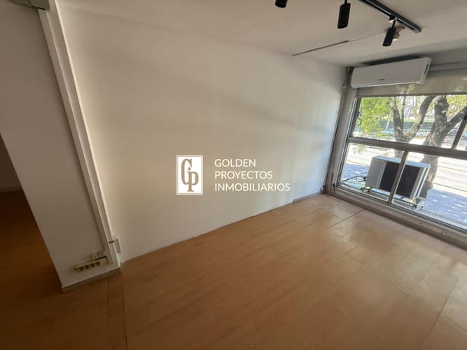 Oficina en Alquiler con Garage  Torre de los Caudillos Cordon · Foto 4