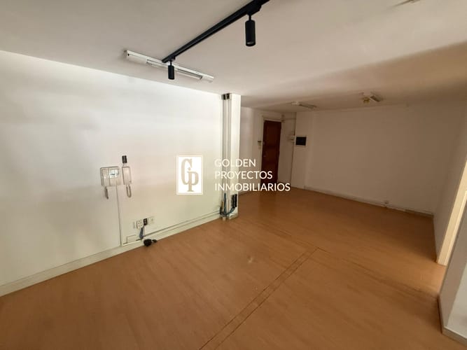 Oficina en Alquiler con Garage  Torre de los Caudillos Cordon · Foto 6