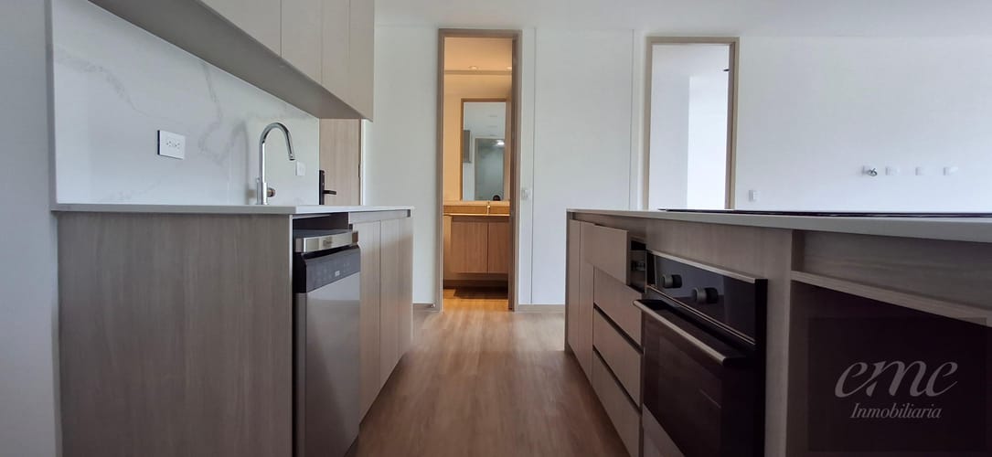 Apartamento de 2 alcobas en arriendo en La Convencion, Rionegro, 108 m² · foto 4 de 19