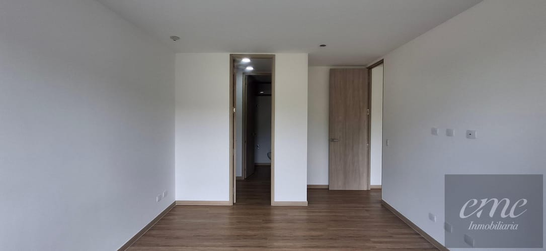 Apartamento de 2 alcobas en arriendo en La Convencion, Rionegro, 108 m² · foto 13 de 19
