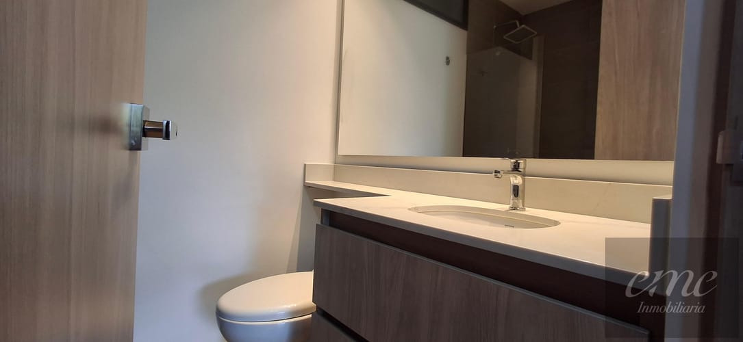 Apartamento de 2 alcobas en arriendo en La Convencion, Rionegro, 108 m² · foto 14 de 19